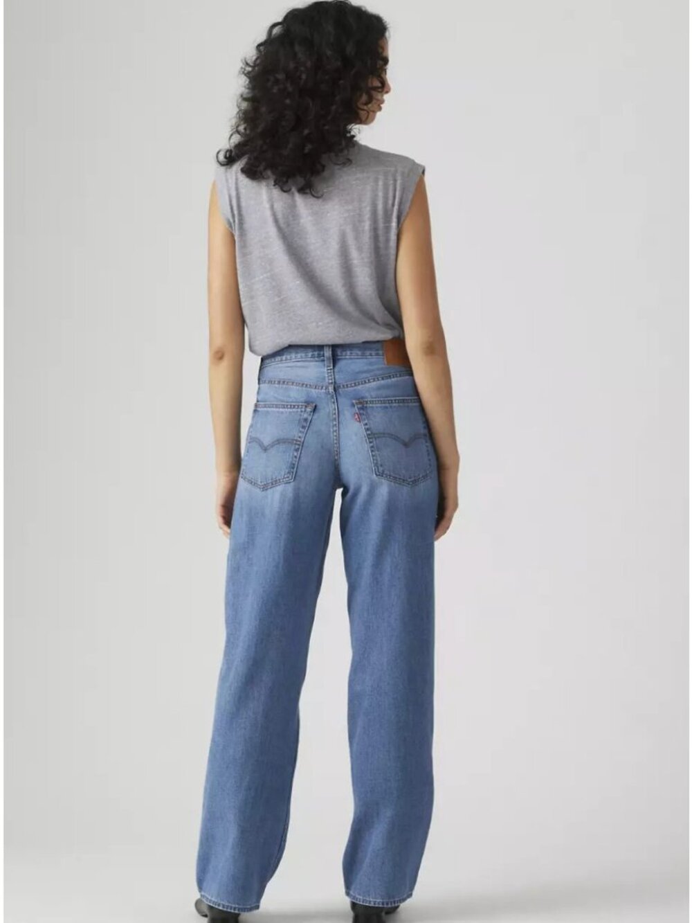 NEW Levi's Light Blue Straight Leg Jeans - Picture 3 of 8